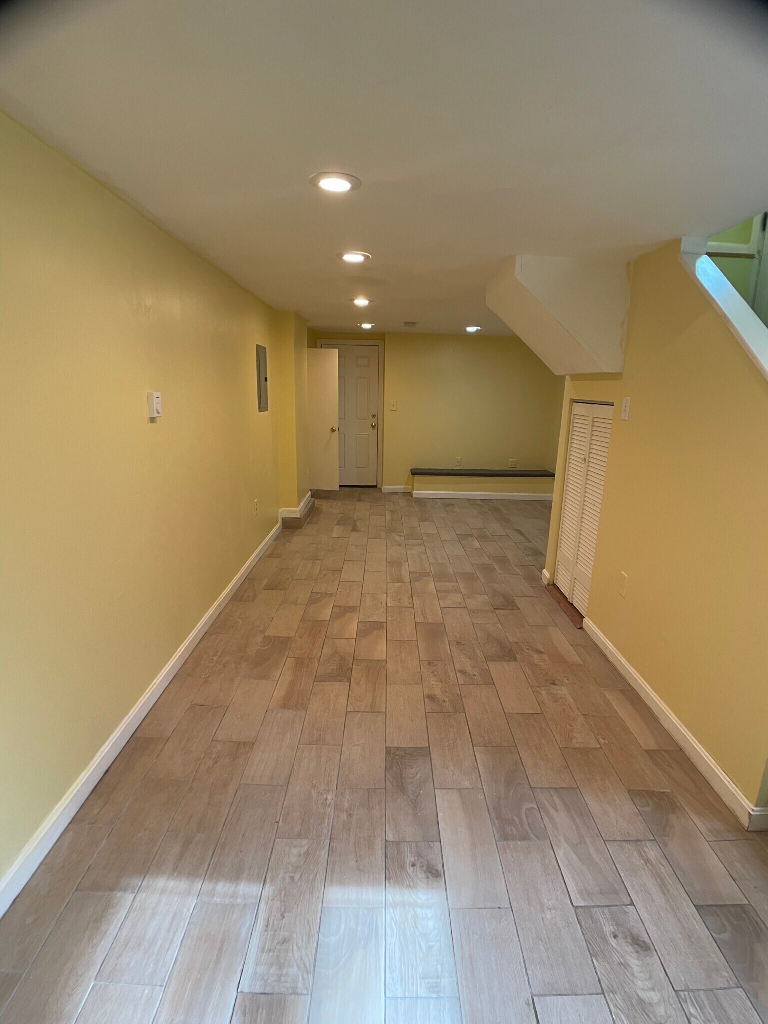 Building Photo - 169 Windsor St