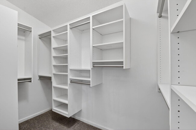 Building Photo - 7891 Sailing Shores Terrace