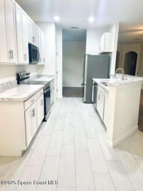 Building Photo - 3951 Playa Del Sol Dr