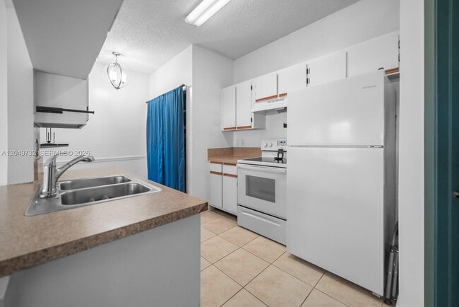 Building Photo - 18308 NW 68th Ave