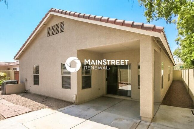 Building Photo - 4 Bedroom Pet-Friendly Home in MESA, AZ with Main Street Renewal