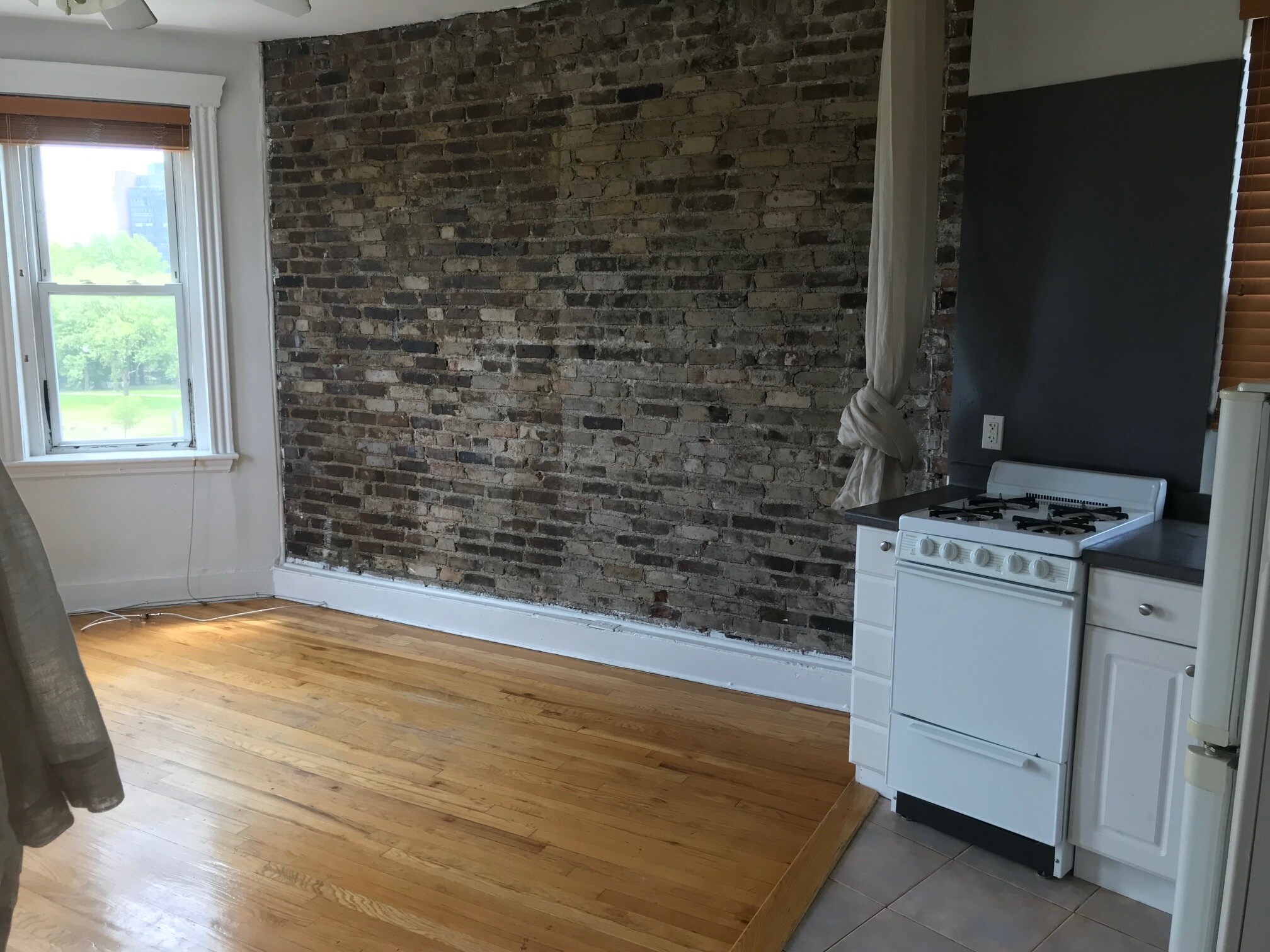 Building Photo - 151 Park St