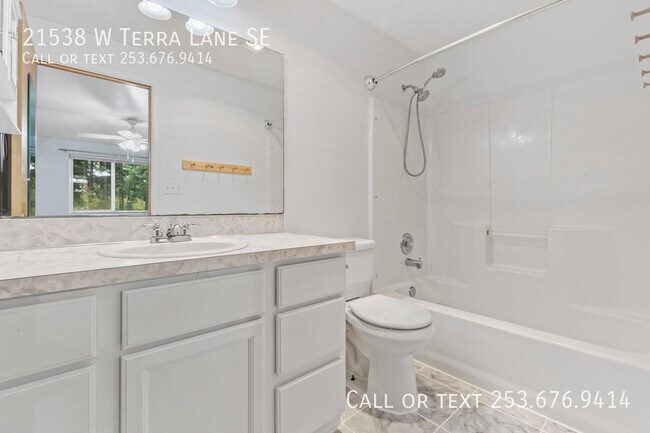 Building Photo - 21538 W Terra Ln SE