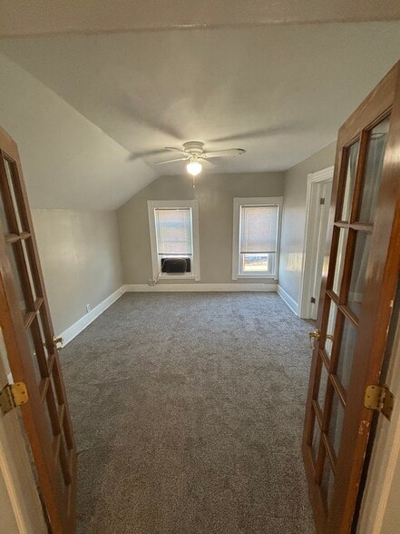 Master Bedroom - 261 Scott St
