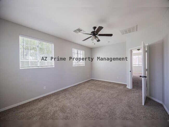 Building Photo - 7422 S 27th Way
