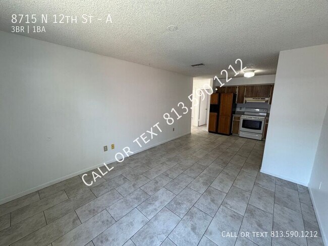 Building Photo - 8715 N 12th St