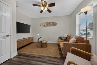 Building Photo - 540 NE 59th Ct