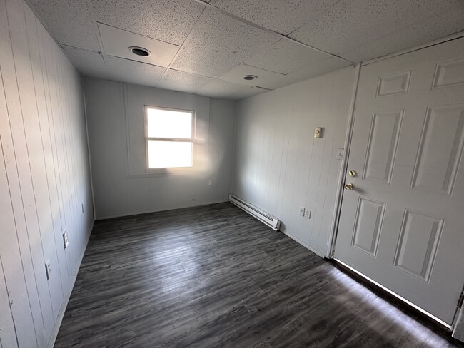 Building Photo - 28 Delaware-