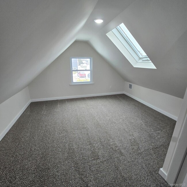 Building Photo - 37 Gould Rd