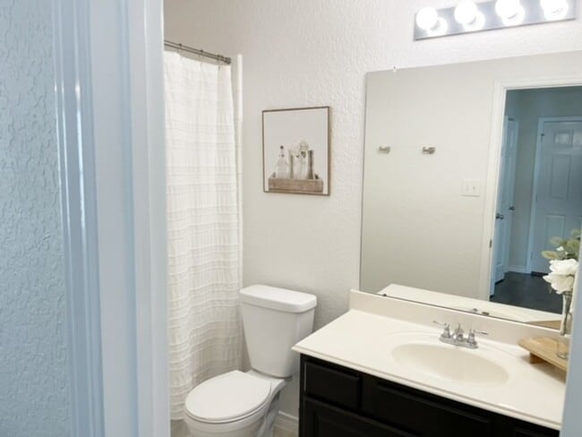 Building Photo - 3BED/2BATH Home for lease! Available NOW!
