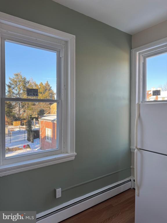 Building Photo - 13 W Union St