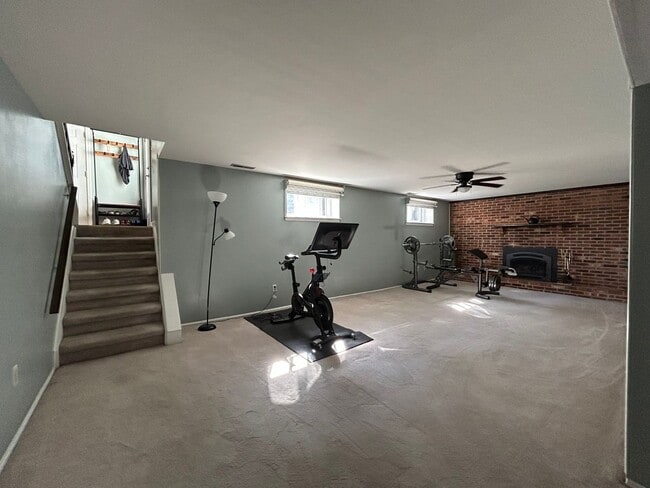 Building Photo - 116 Kane Dr