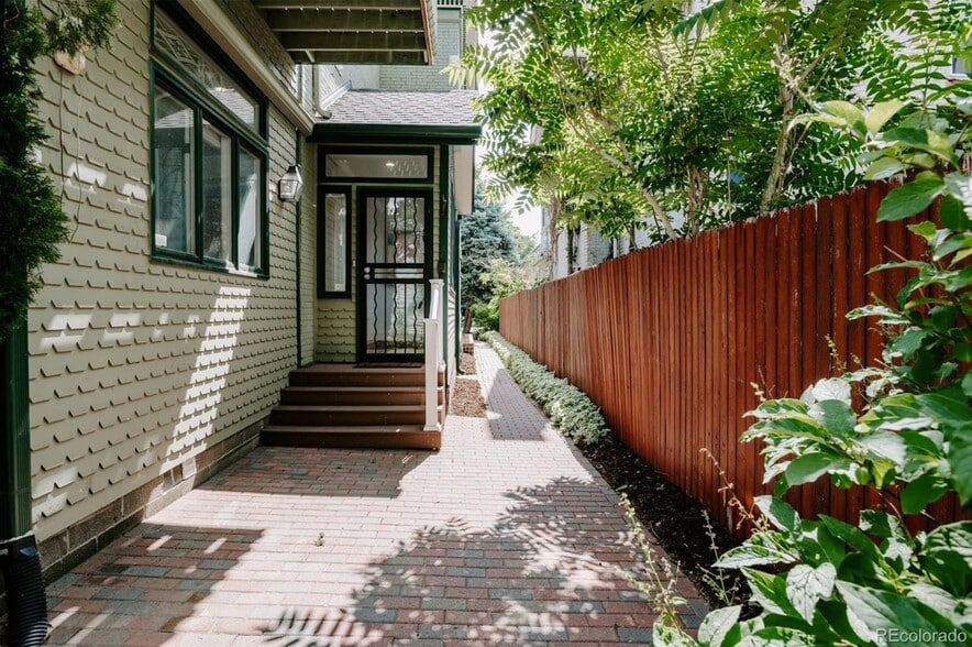 Building Photo - 311 Bannock St