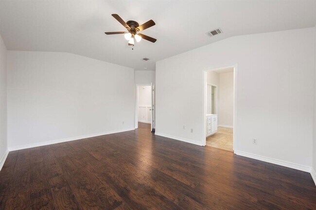 Building Photo - 3844 Willie Mays Ln