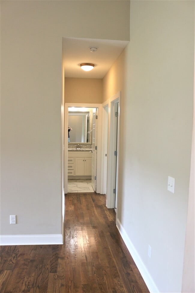 Building Photo - 3426 Fleeman Place Dr NE