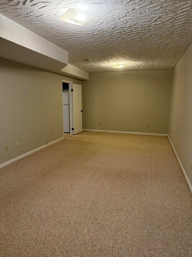 Building Photo - 3487 Ormond Cir