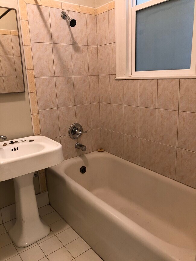 Building Photo - 740 Parnassus Ave