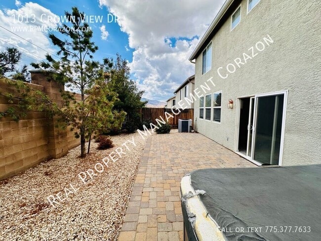 Building Photo - 1013 Crown View Dr