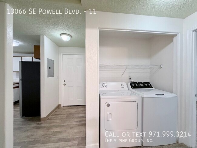 Building Photo - 13066 SE Powell Blvd