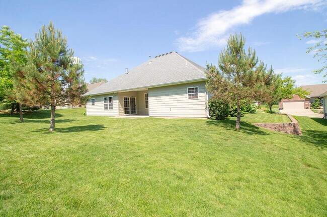 Building Photo - 5305 Chamois Dr