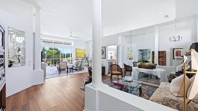 Building Photo - 8009 Hampton Ct