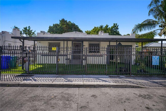 Building Photo - 128 NW 53rd St