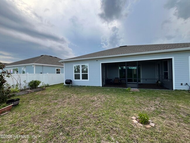 Building Photo - 211 Diamondback Ave