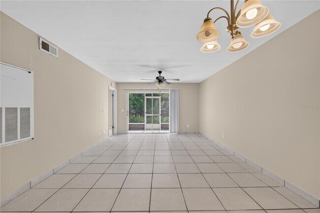 Building Photo - 13829 Timberland Dr