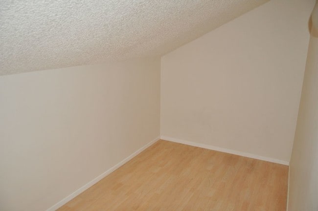 Building Photo - 3332 Mariner Bay St