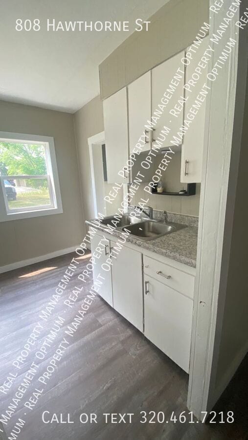 Building Photo - 808 Hawthorne St