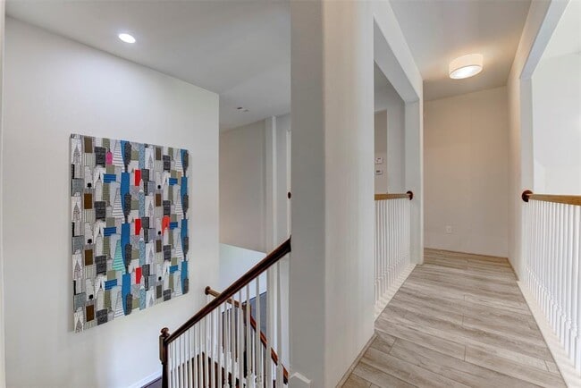 Building Photo - 27502 Wilson Run Ln