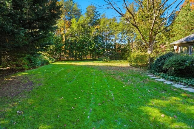 Building Photo - 1120 Cove Edge Rd