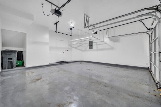 Building Photo - 542 Bomar St