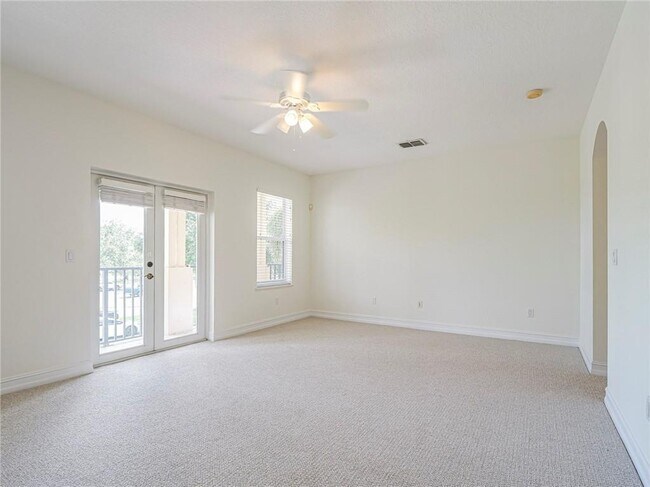 Building Photo - 1825 Bridgepointe Cir