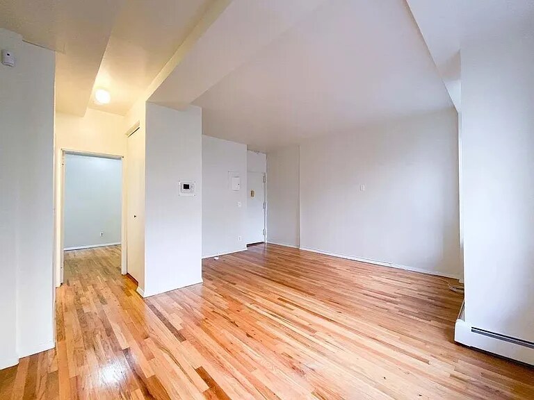 Building Photo - 29 Avenue B