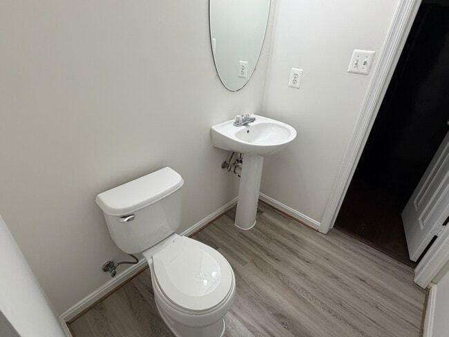 Building Photo - 4676 Deerwatch Dr