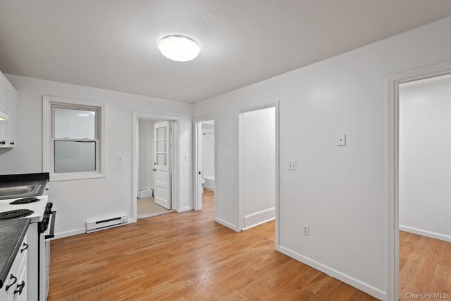 Building Photo - 93 Delafield St