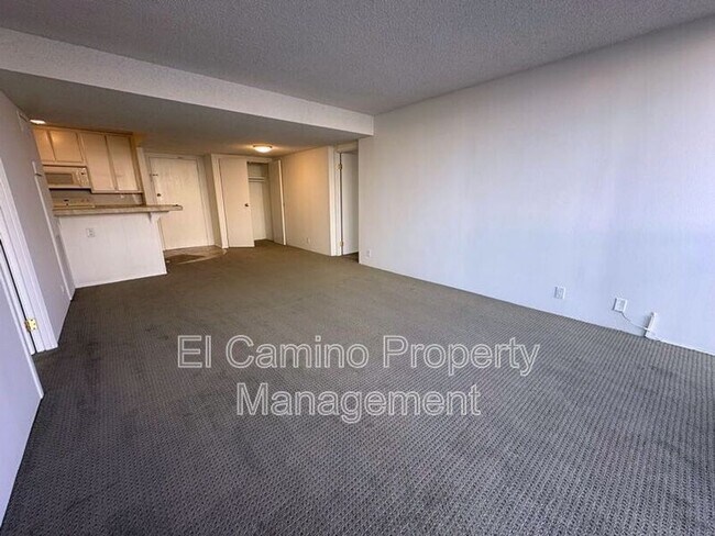 Building Photo - 1750 E Ocean Blvd