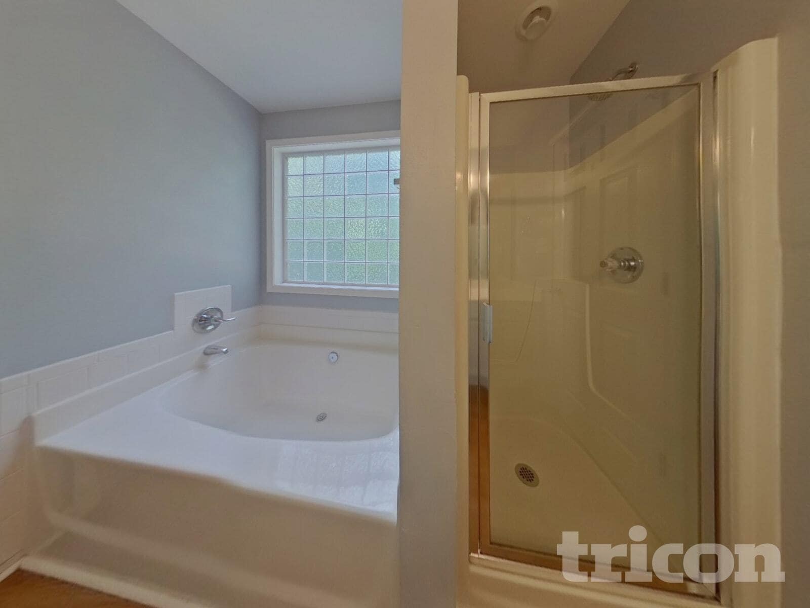 Building Photo - 212 Brookstone Dr