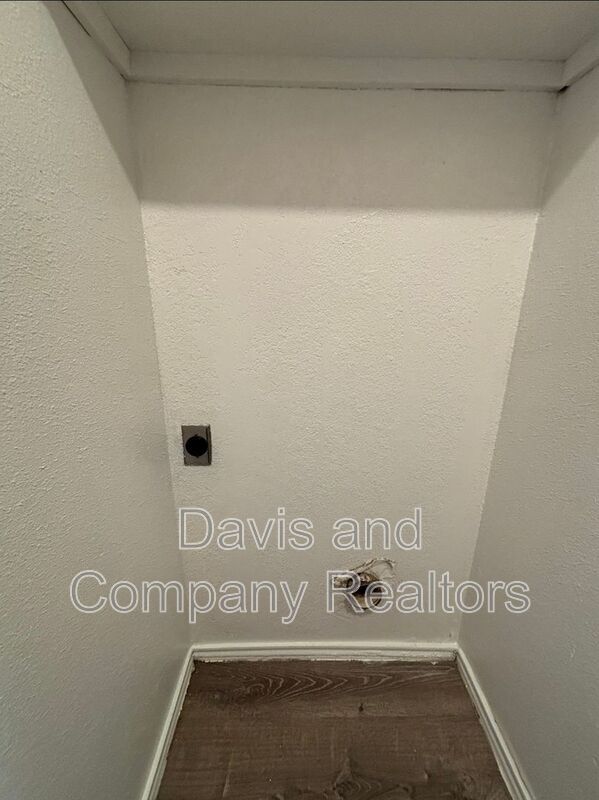 Building Photo - 3330 Caldera Blvd