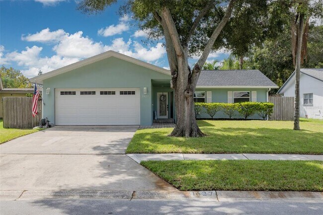Primary Photo - 1627 Dale Cir S