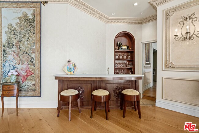 Building Photo - 1575 Alexis Pl