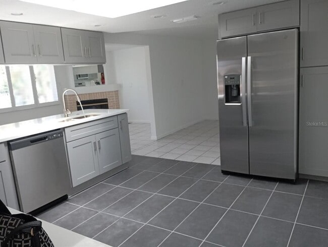 Building Photo - 5024 Miller Bayou Dr
