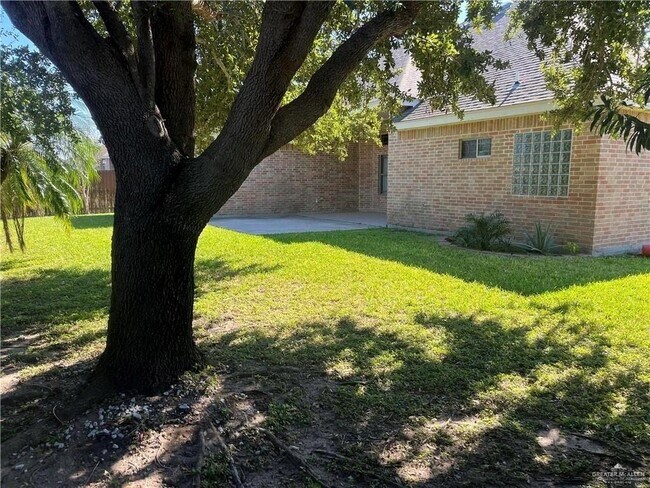 Building Photo - 2409 Norma Dr