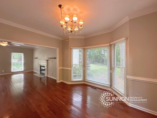 Building Photo - Spacious 4-Bedroom Home in Davis LakeSpacious 4-Bedroom Home in Davis