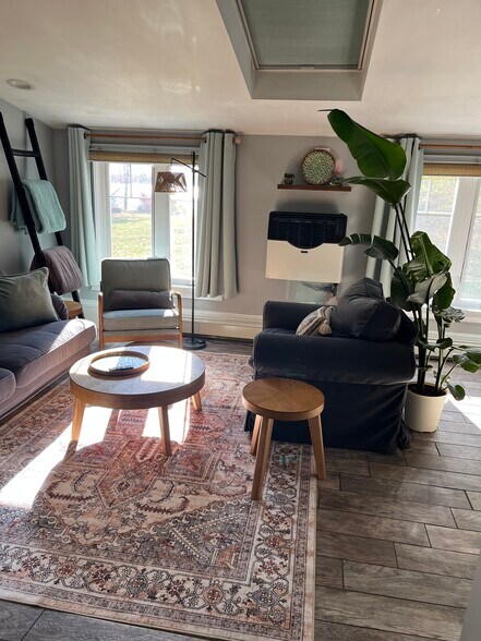 Building Photo - 131 Kimball Rd