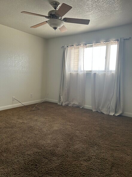 Bedroom 3 - 1971 Cliffrose Dr