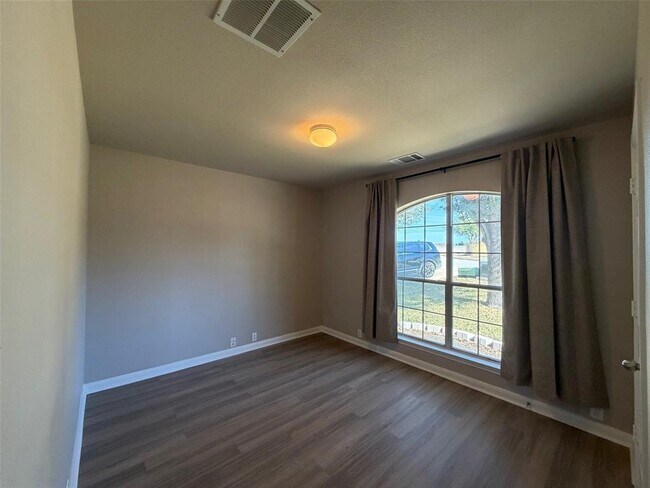 Building Photo - 3312 Alexander Valley Cove