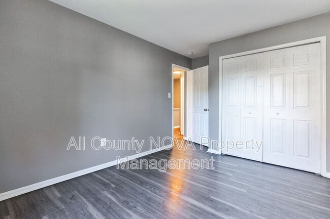 Building Photo - 6044 Sirenia Pl