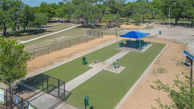 Building Photo - 1612 Berkshire Dr